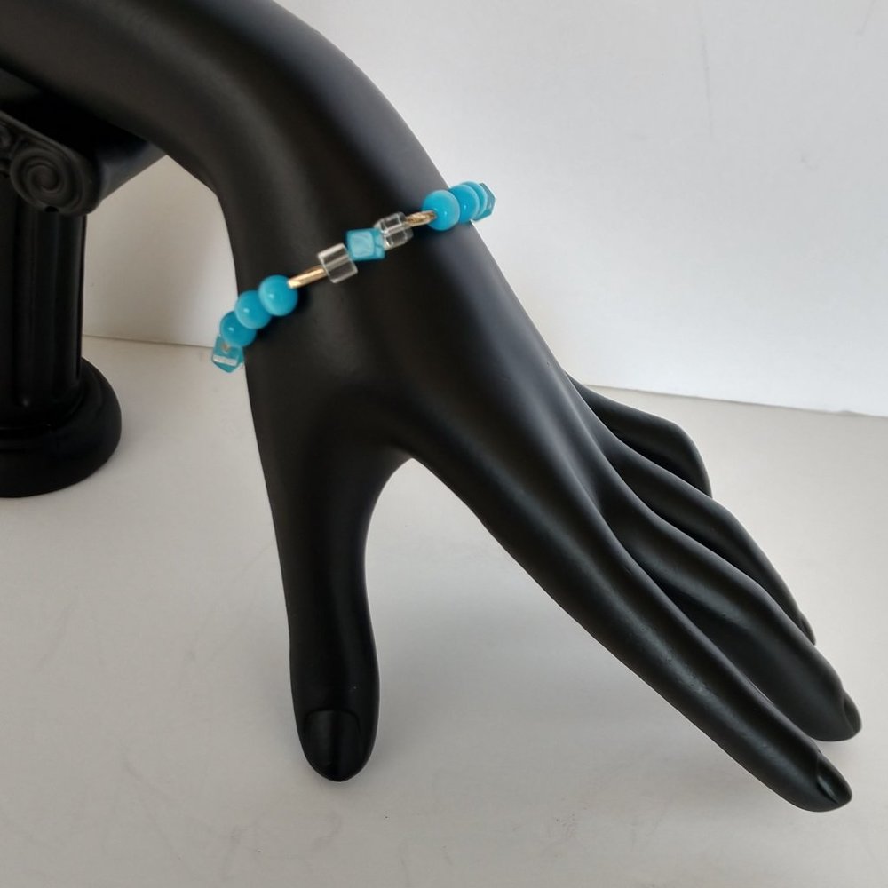 Aqua Blue Beaded Bracelet with Banded Agate Beads Handmade 8 inches - Picture 2 of 16